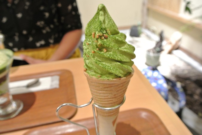 Green tea ice cream