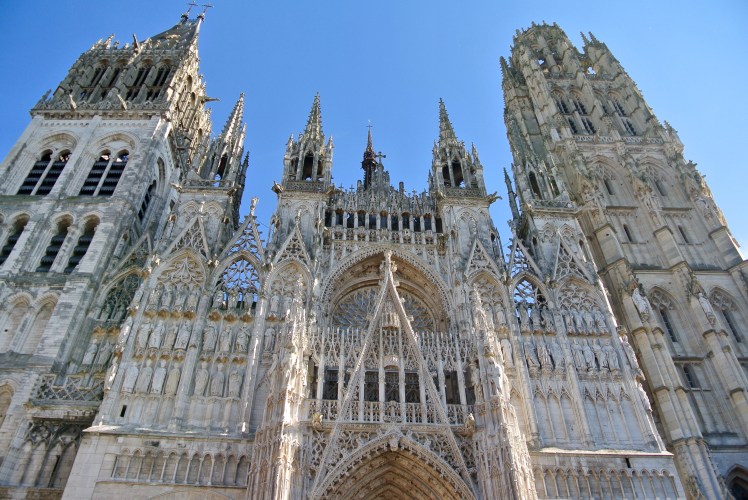 Cathédrale Notre-Dame, Rouen. Seen in some of Claude Monet's paintings. 
